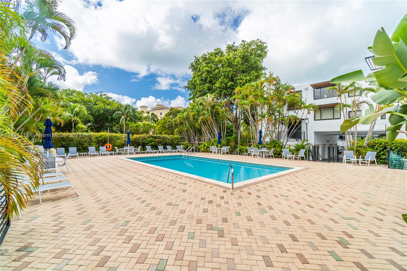 GDNS OF KEY BISC - ALHAMB - Residential