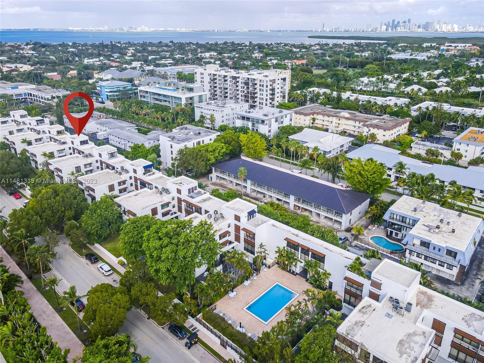 GDNS OF KEY BISC - ALHAMB - Residential