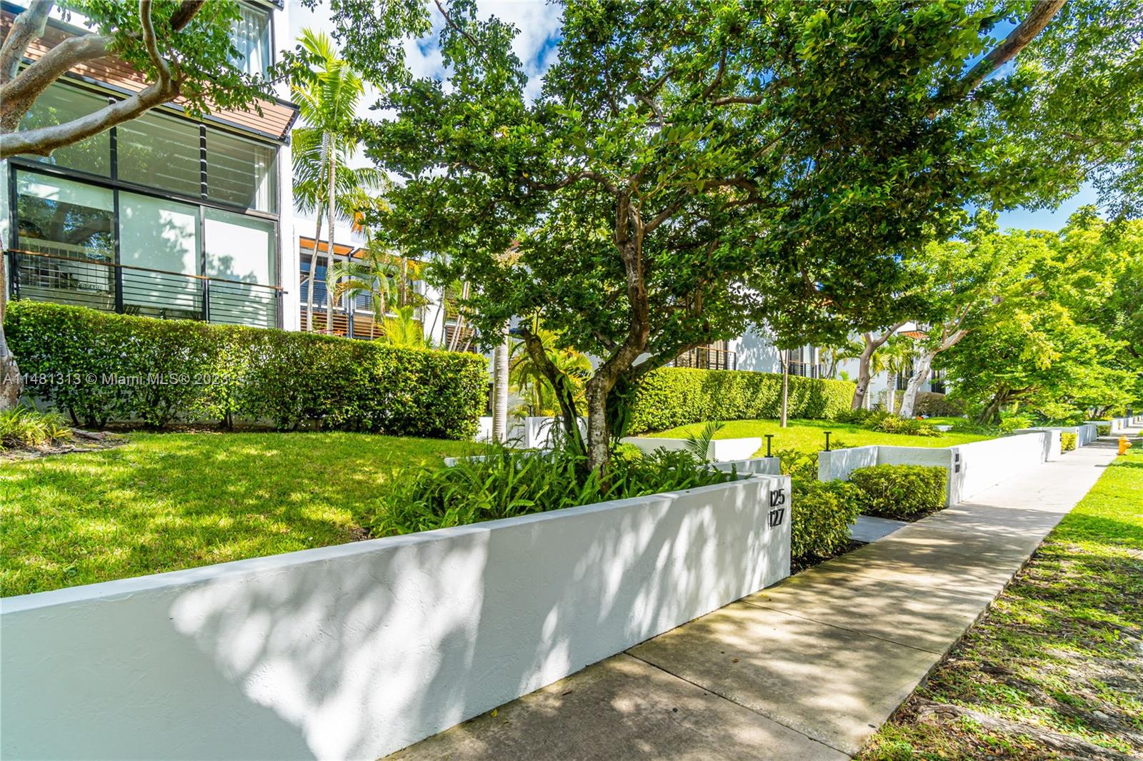 GDNS OF KEY BISC - ALHAMB - Residential