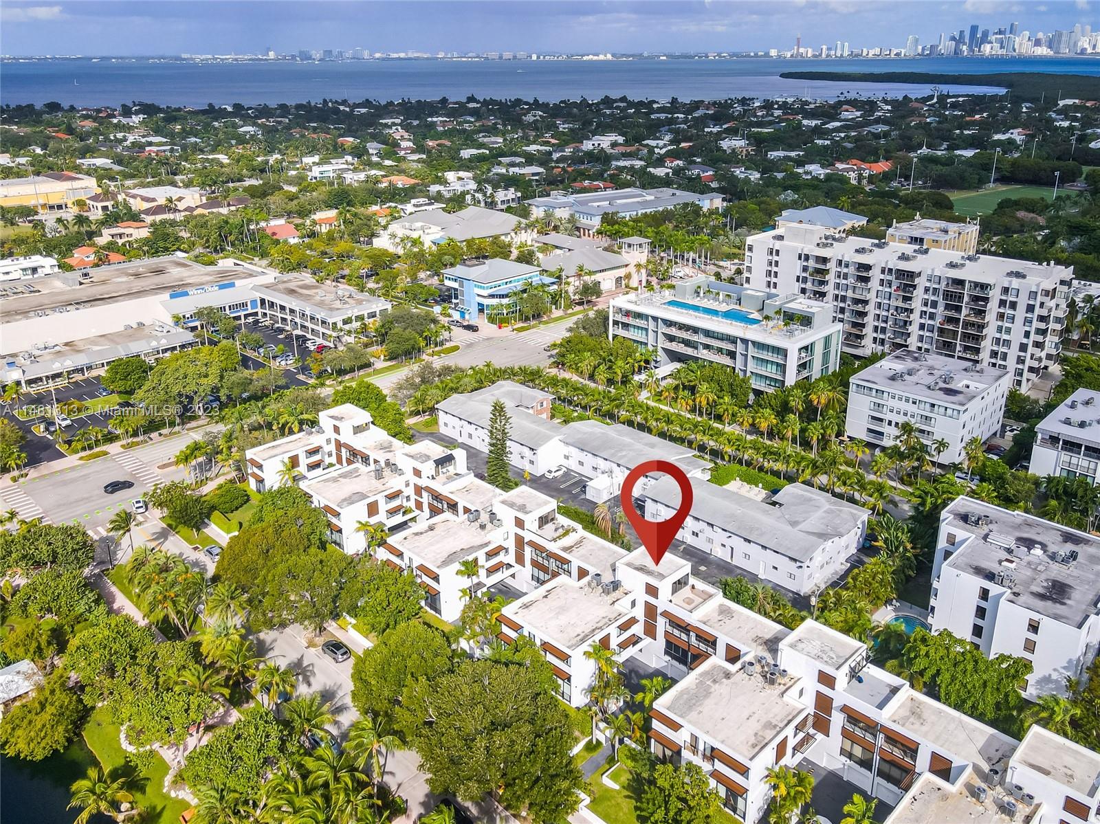 GDNS OF KEY BISC - ALHAMB - Residential