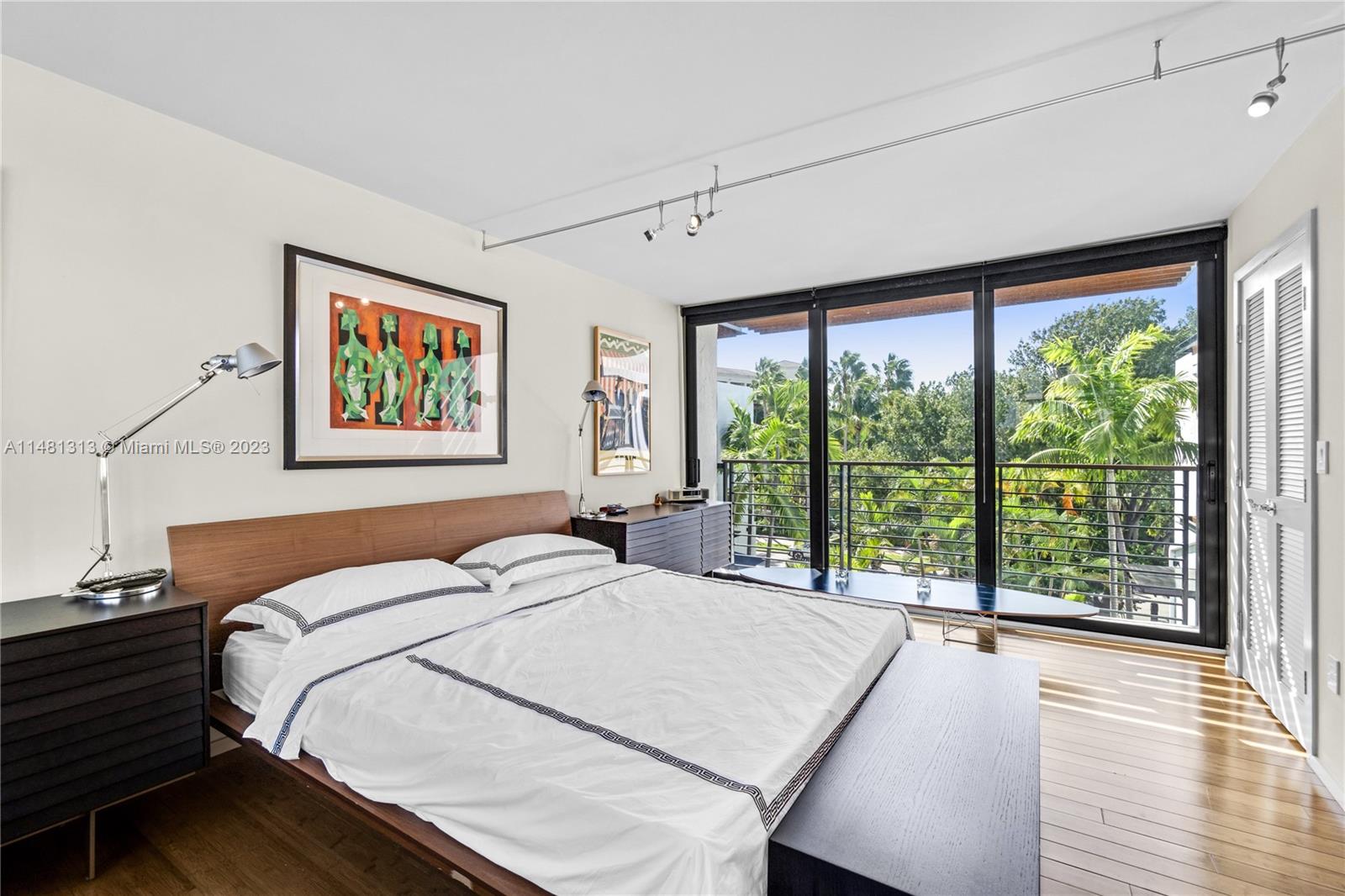 GDNS OF KEY BISC - ALHAMB - Residential