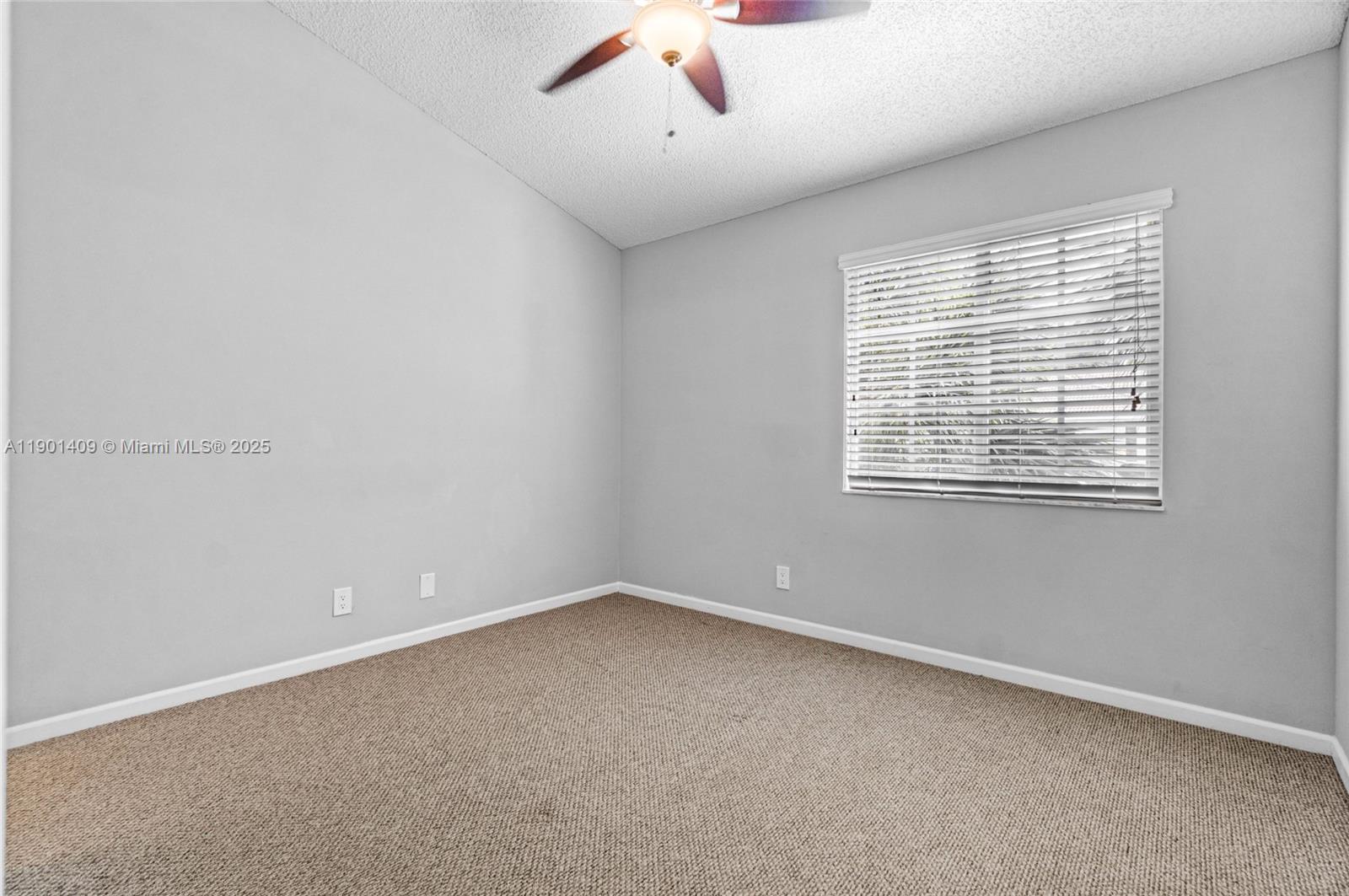 PALMBROOKE TOWNHOMES - Residential Lease