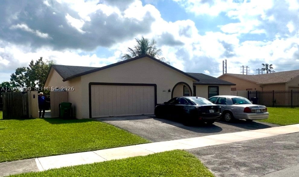 25935 SW 123rd Ave, Homestead FL 33032
