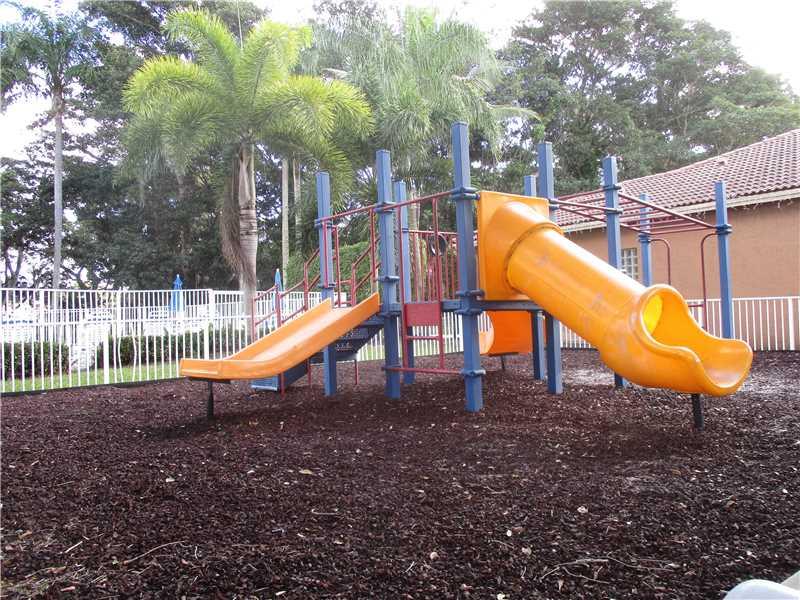 TURTLE RUN - Residential