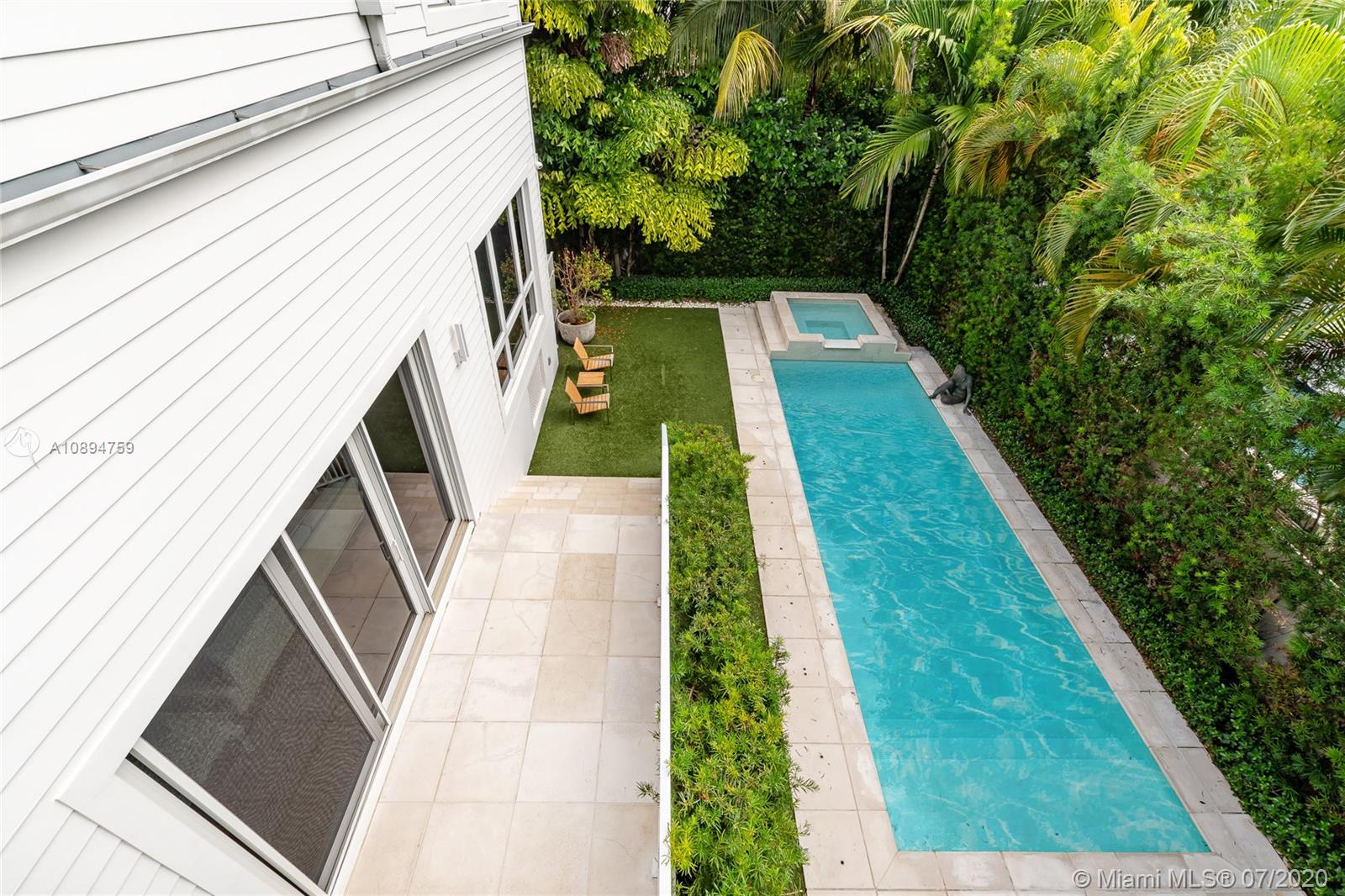 BISCAYNE KEY ESTATES - Residential