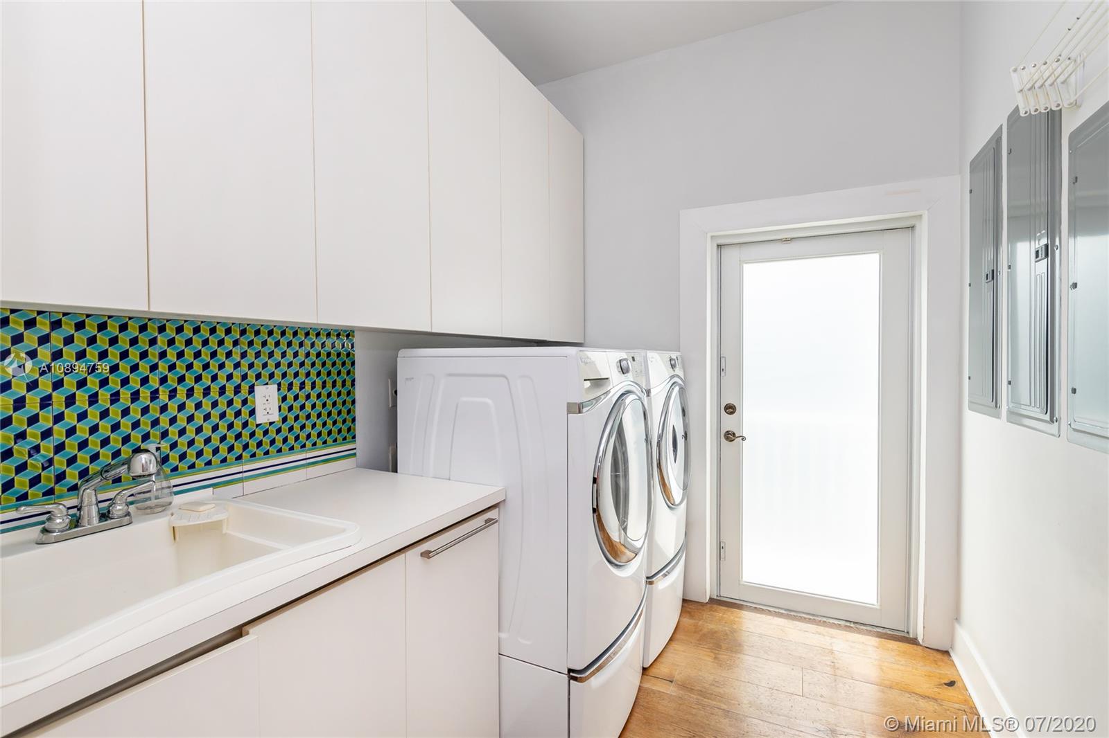 BISCAYNE KEY ESTATES - Residential