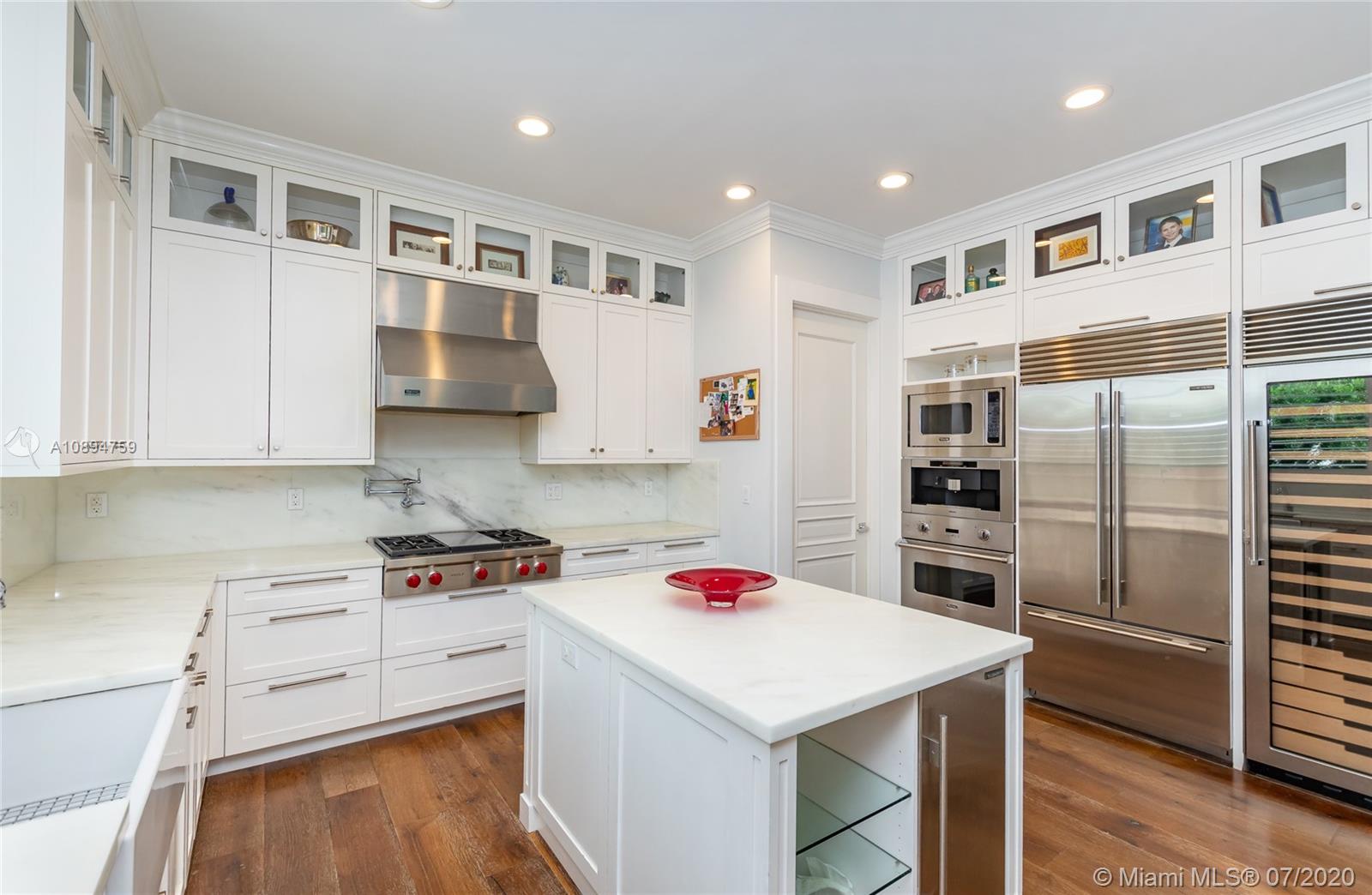 BISCAYNE KEY ESTATES - Residential