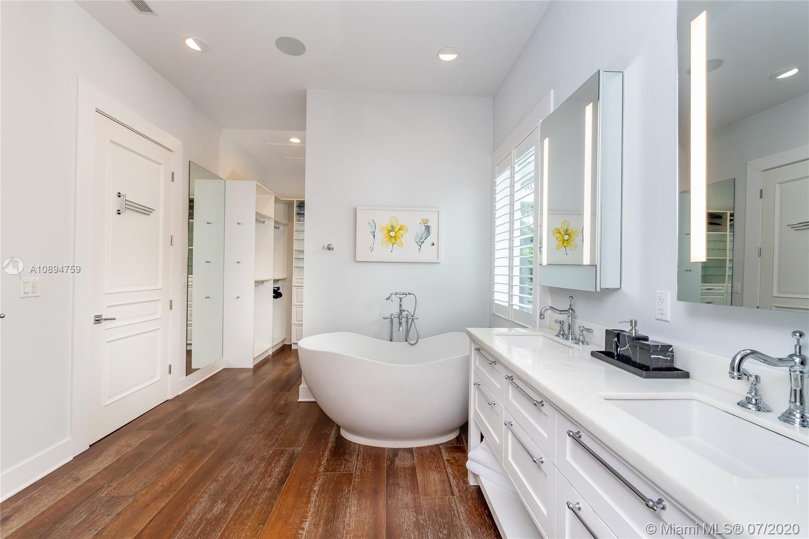 BISCAYNE KEY ESTATES - Residential