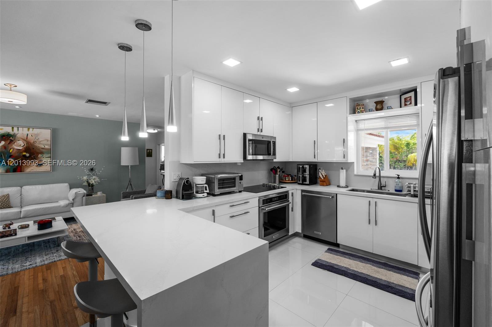 RANCHERO MANORS 2ND ADDN - Residential