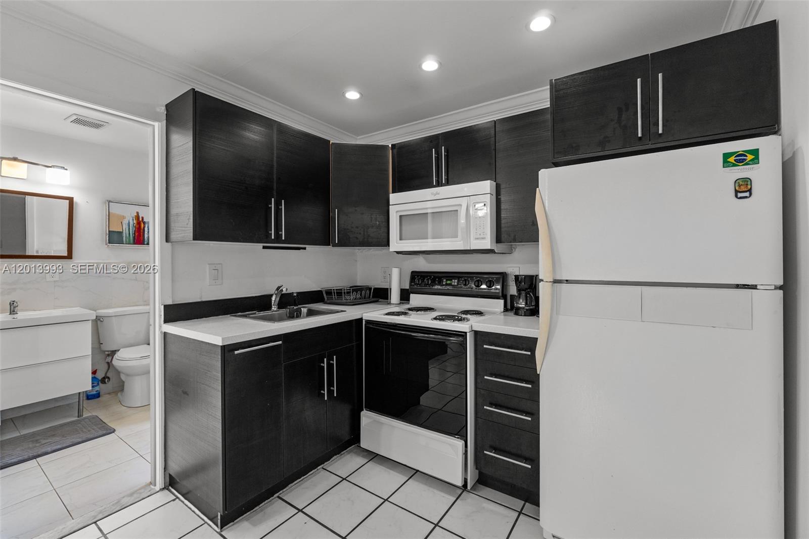 RANCHERO MANORS 2ND ADDN - Residential