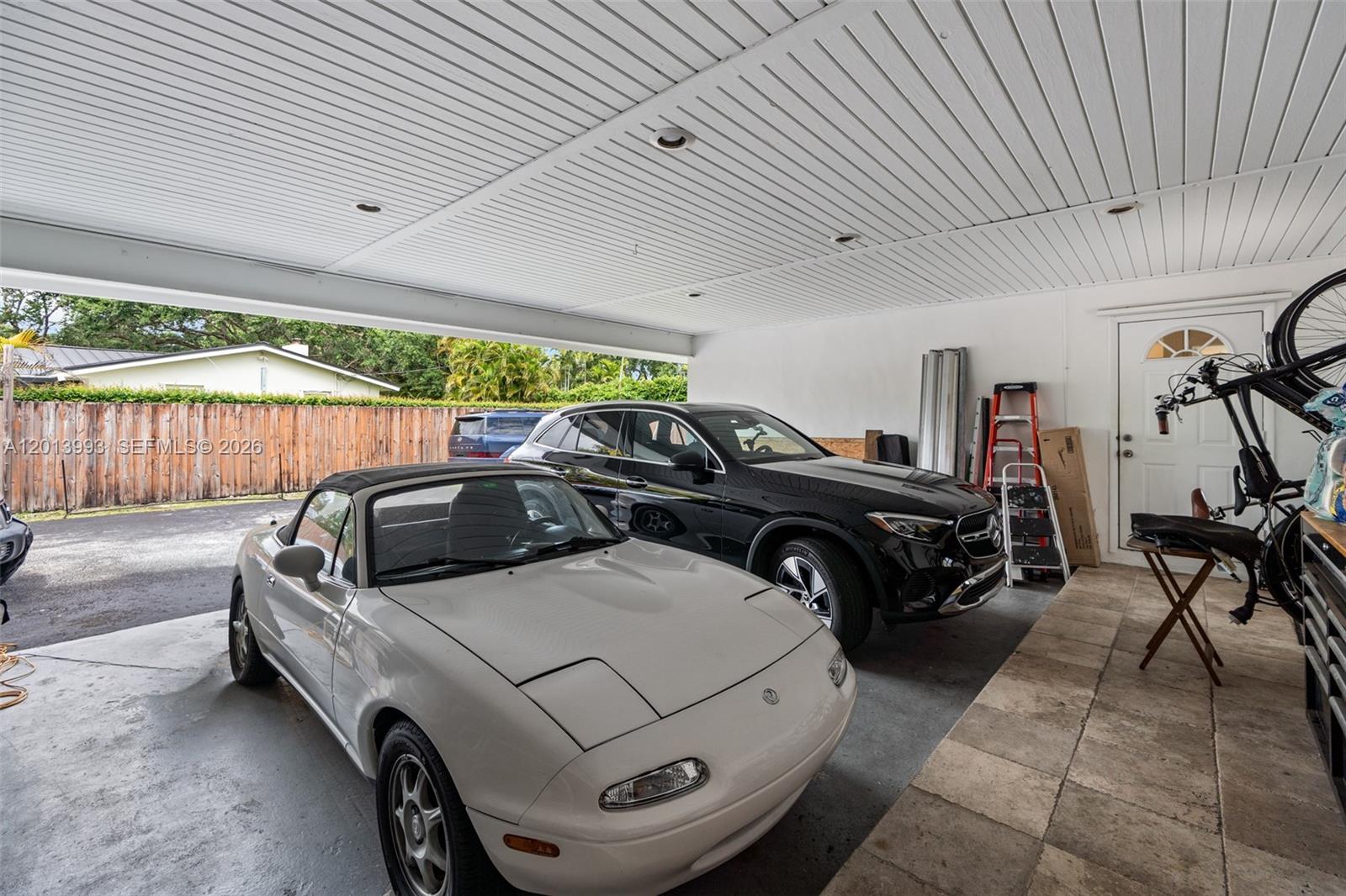 RANCHERO MANORS 2ND ADDN - Residential