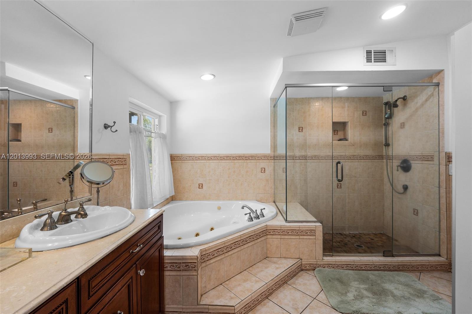 RANCHERO MANORS 2ND ADDN - Residential