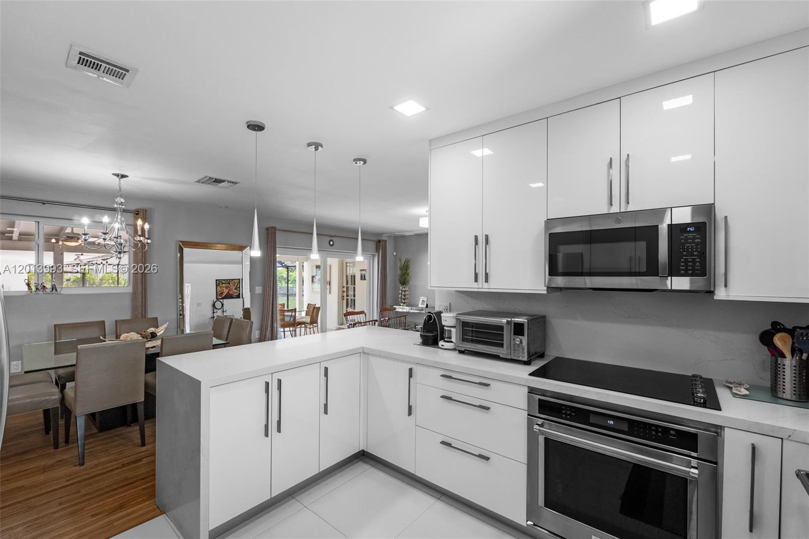 RANCHERO MANORS 2ND ADDN - Residential