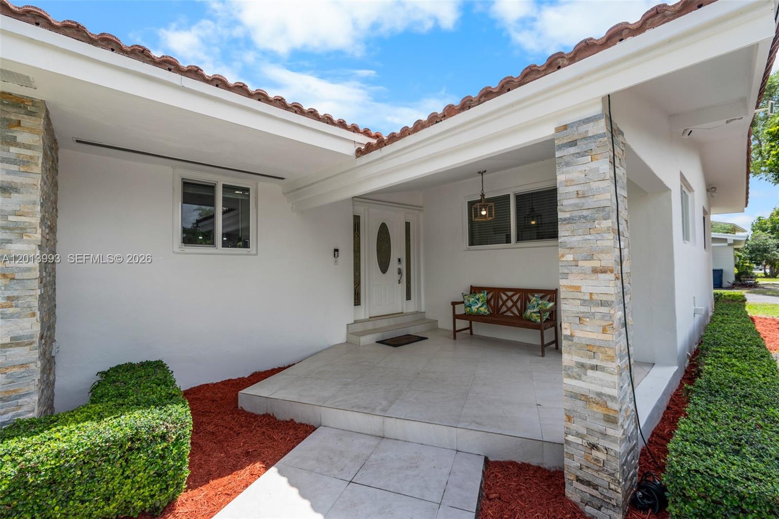 RANCHERO MANORS 2ND ADDN - Residential