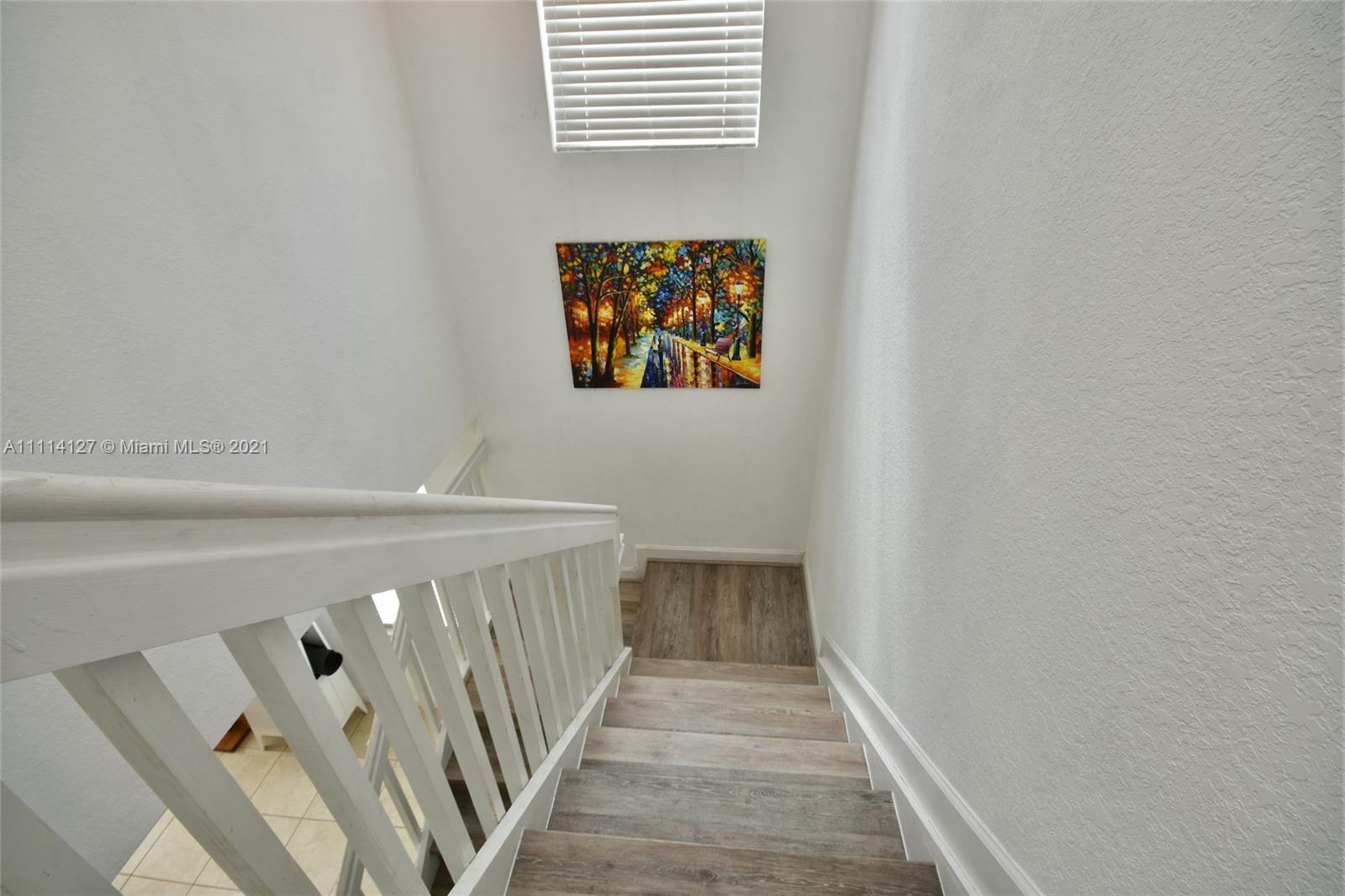 ISLANDS AT DORAL NORTHWEST - Residential