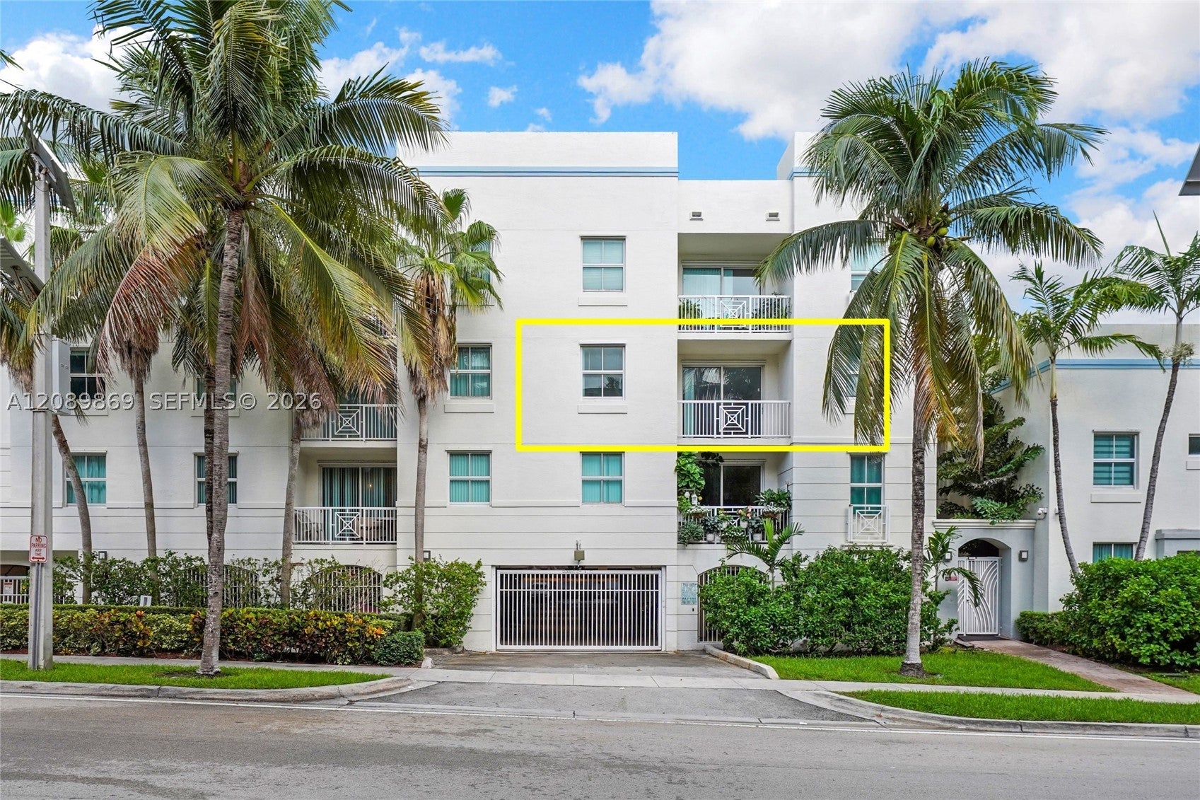 9172 Collins Ave 302