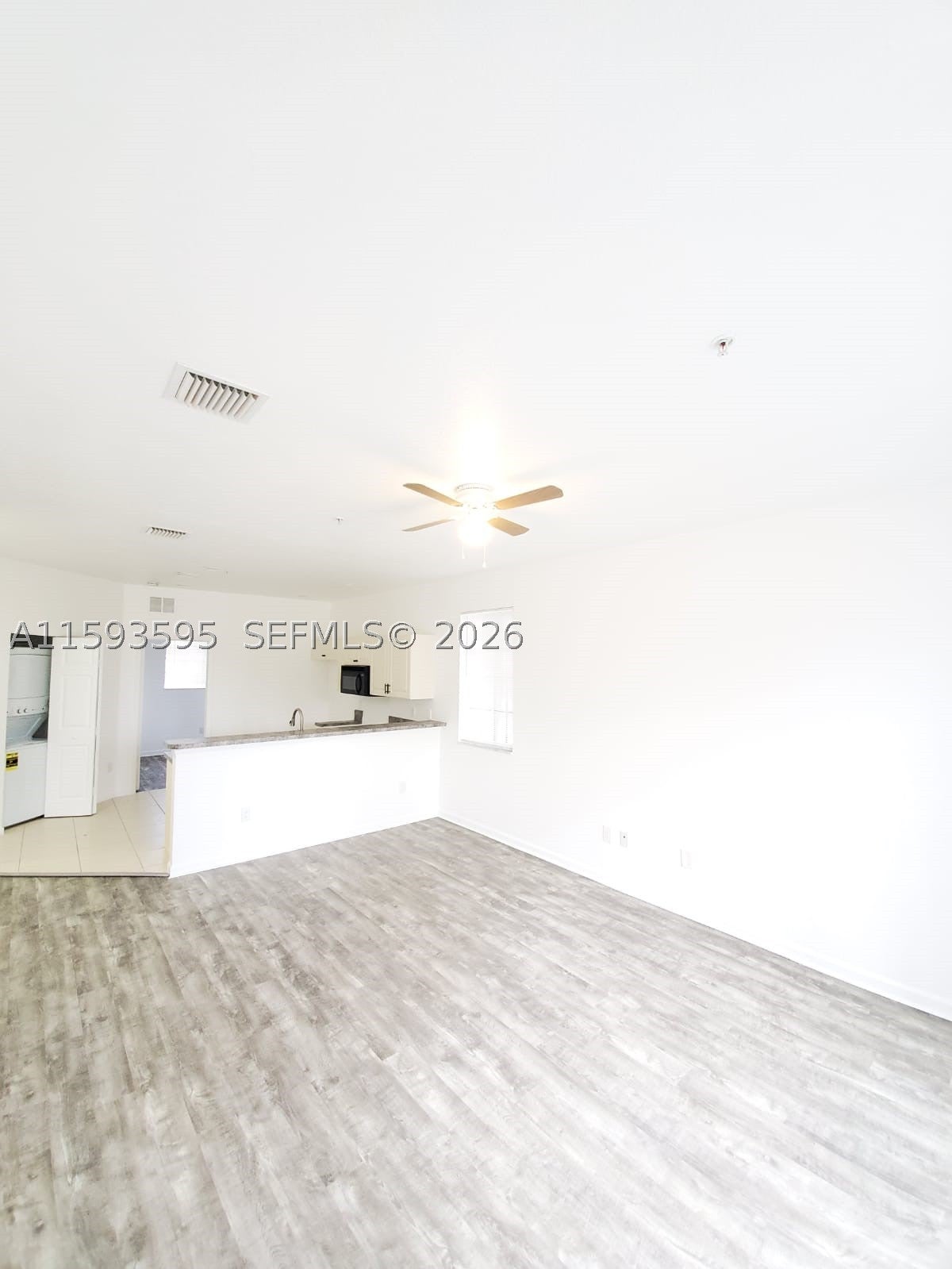 1945 Marsh Harbor Dr 1945