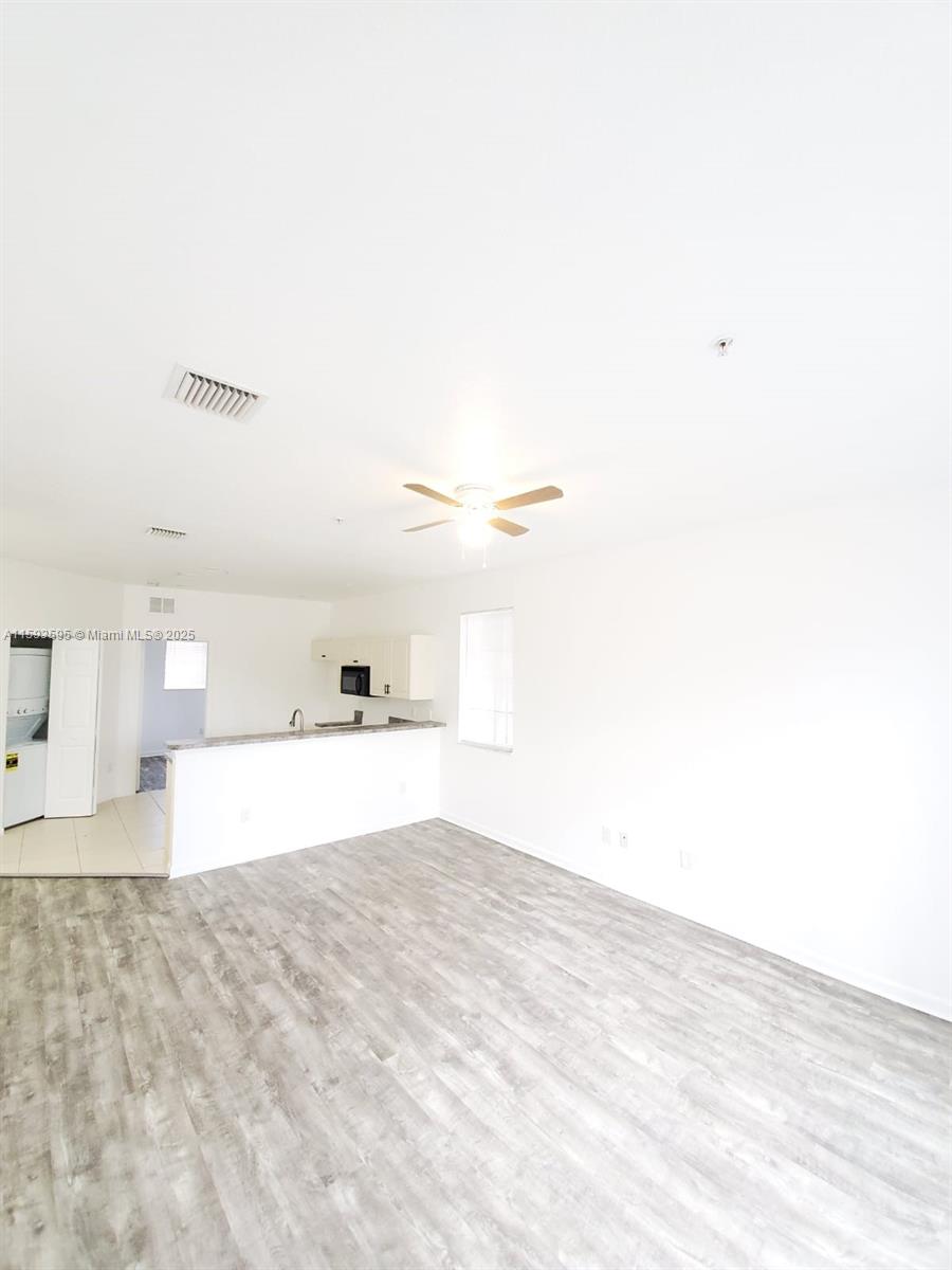 MARSH HARBOUR 3 CONDOMINIU - Residential