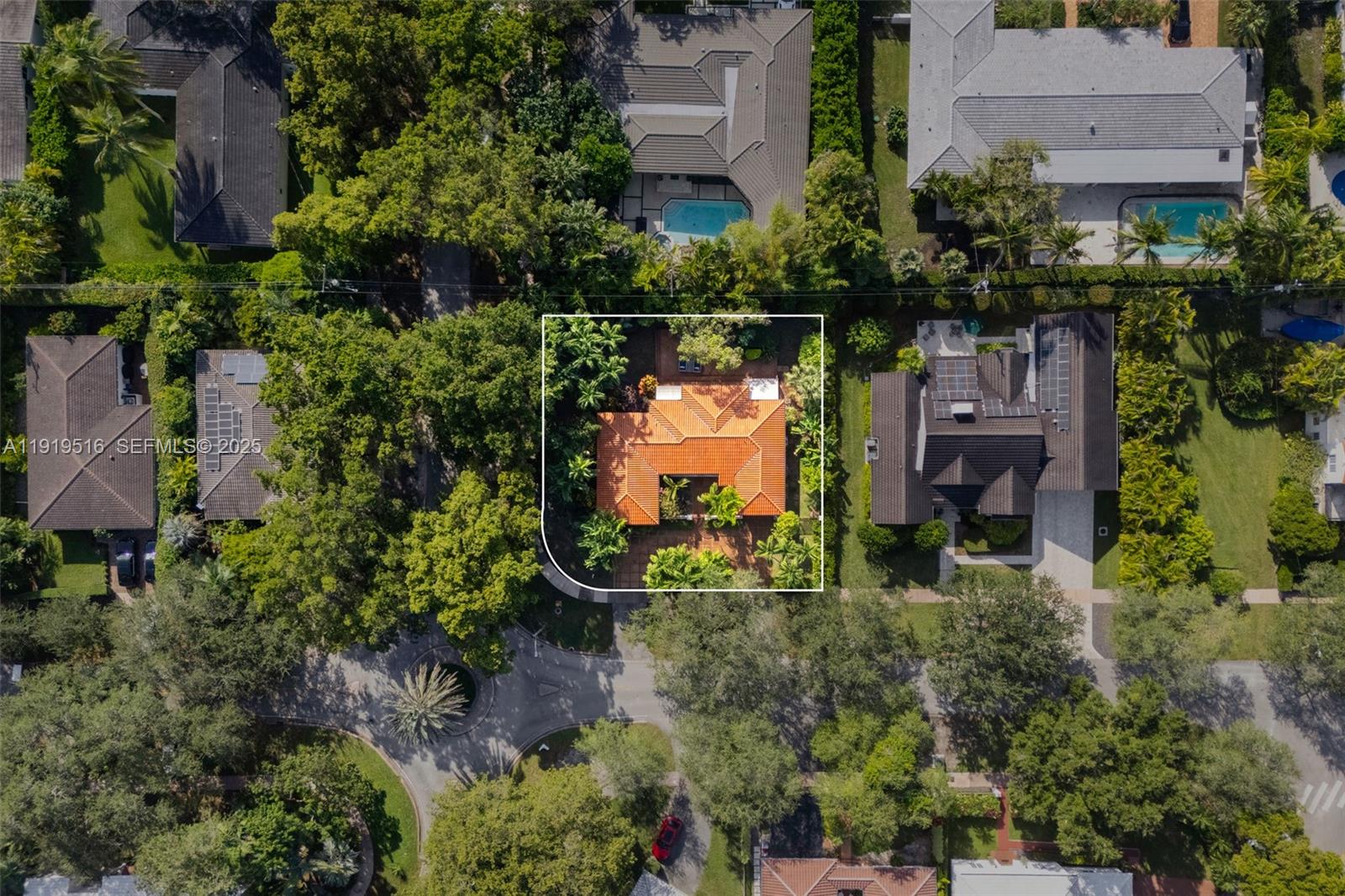 CORAL GABLES RIVIERA SEC - Residential