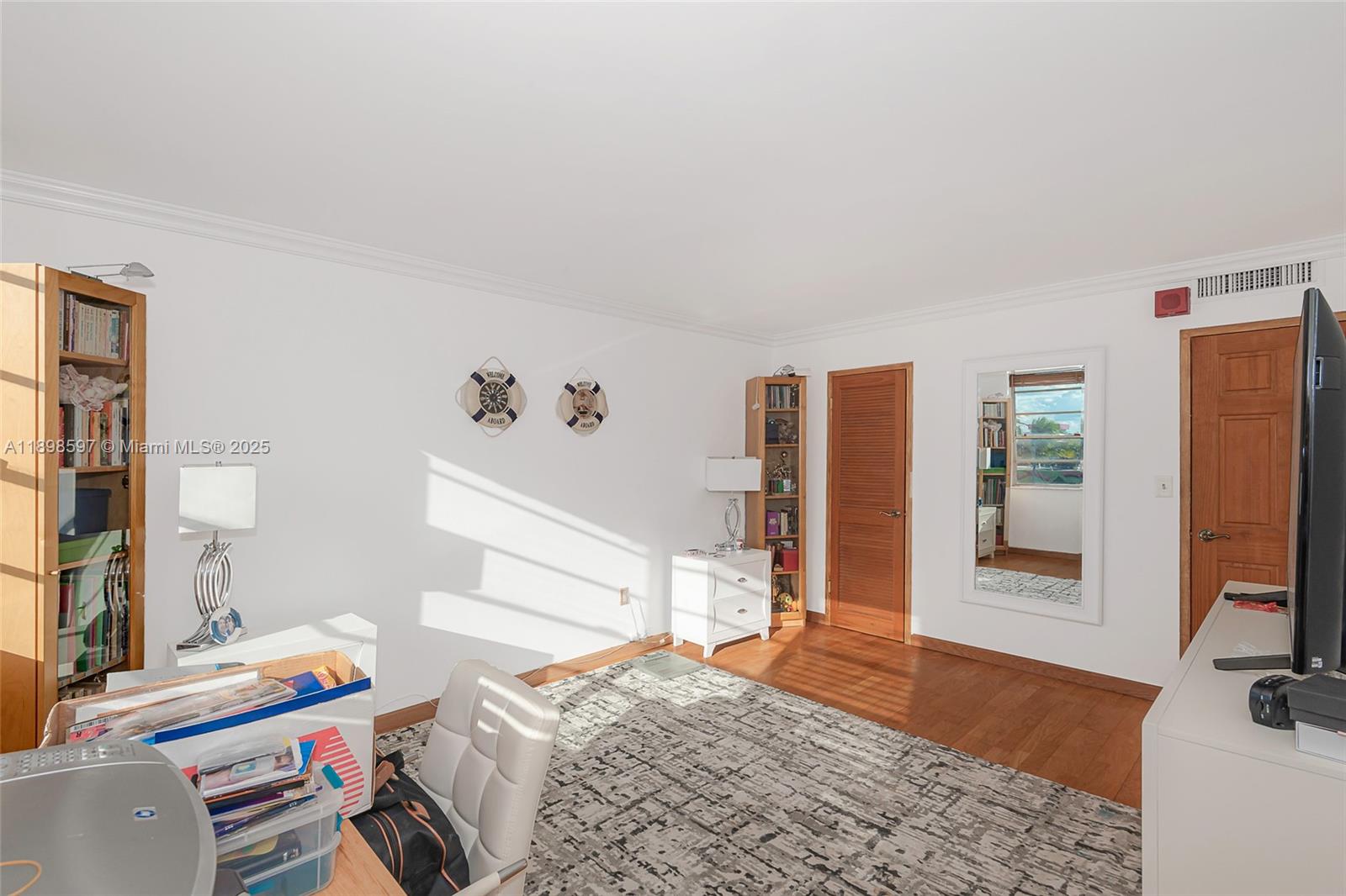 KENNEDY HOUSE CONDO - Residential