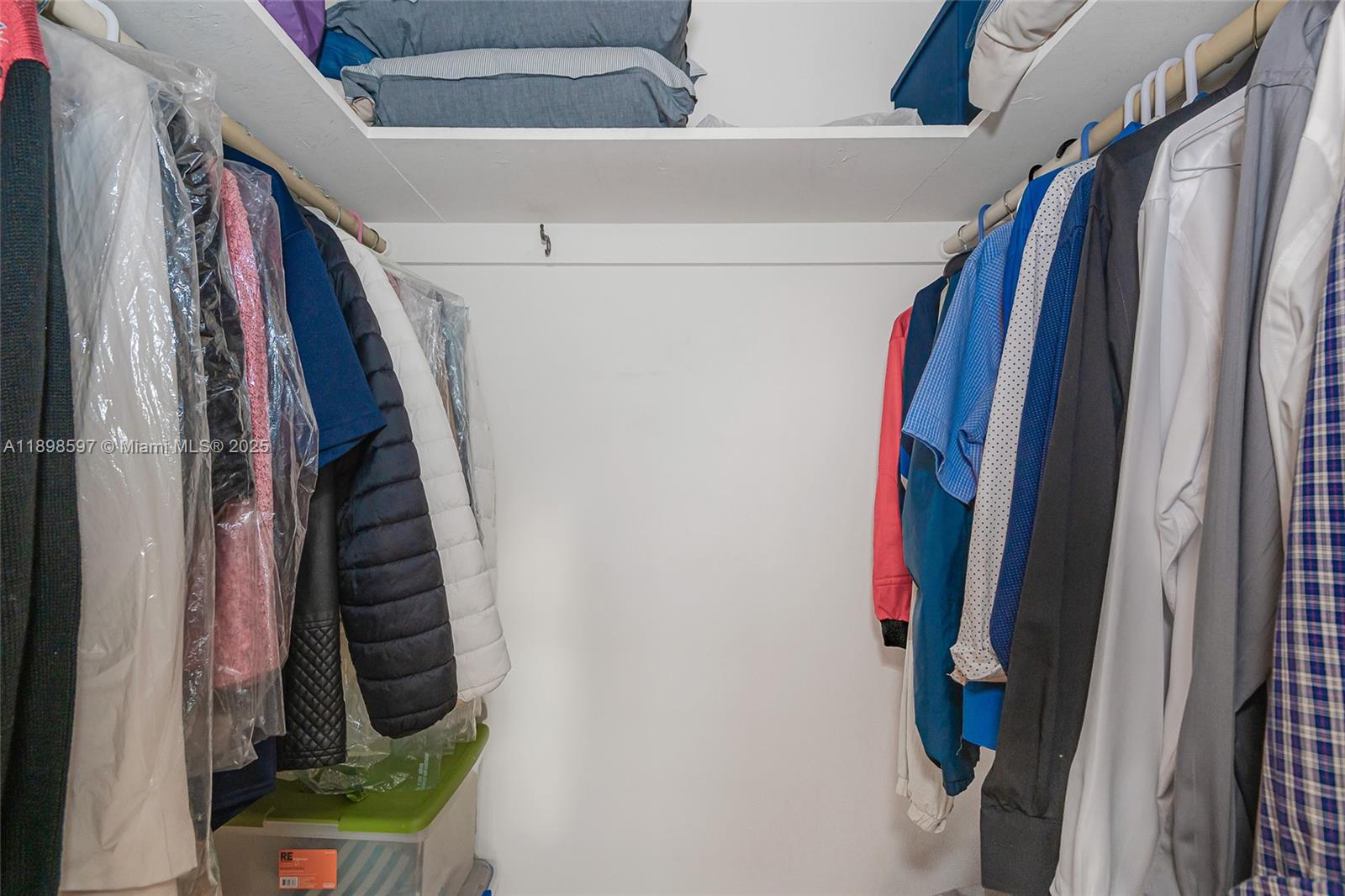 KENNEDY HOUSE CONDO - Residential