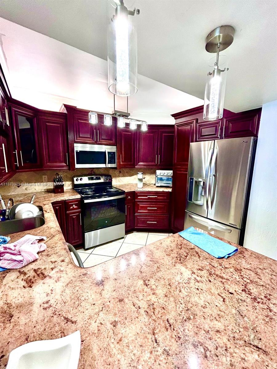 3725 S Ocean Dr 1116