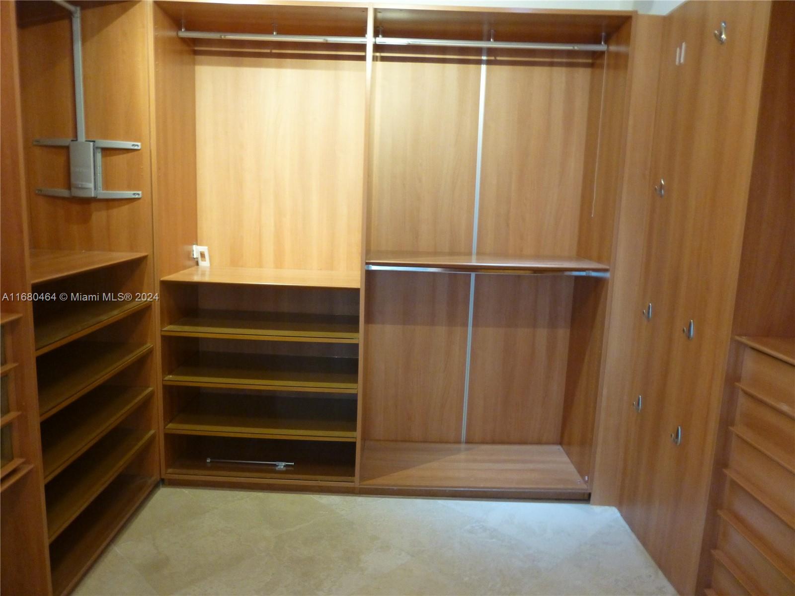 ATLANTIC III AT THE POINT - Residential Lease