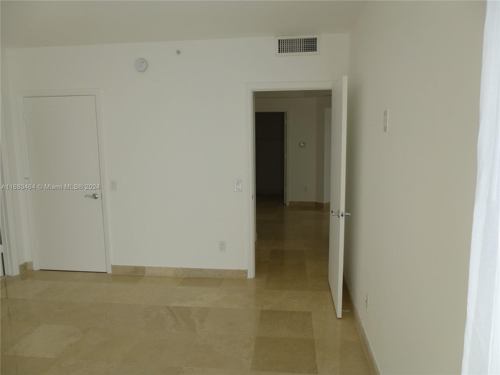 ATLANTIC III AT THE POINT - Residential Lease