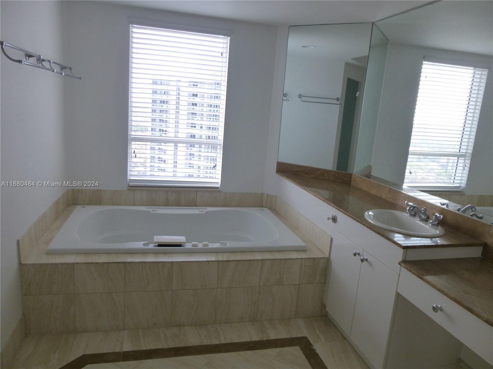 ATLANTIC III AT THE POINT - Residential Lease