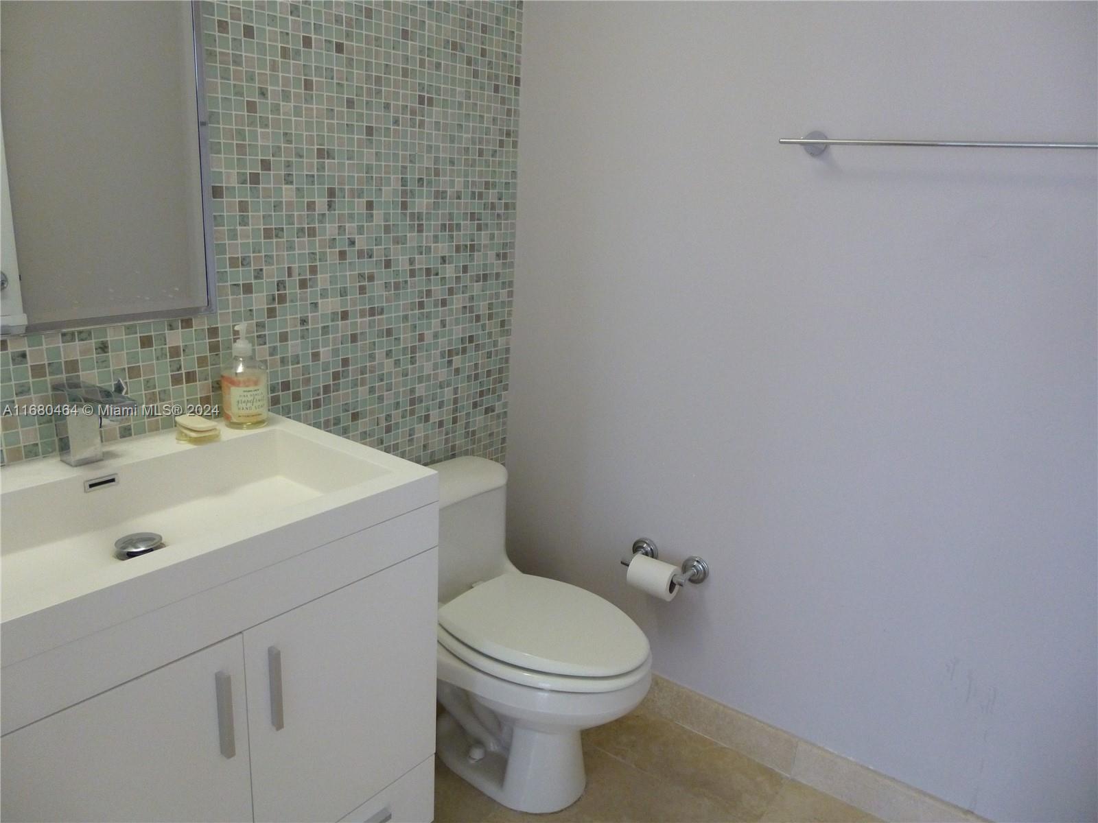 ATLANTIC III AT THE POINT - Residential Lease