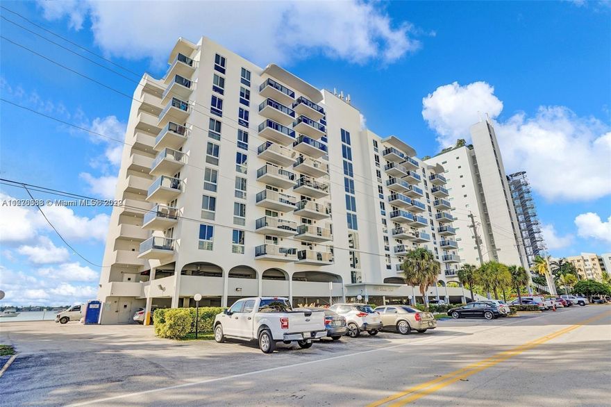 Large corner condo with 2 balconies with water views. The building has gone thru a complete renovation with impact windows, bay front pool. Located minutes to Miami and Miami Beach.