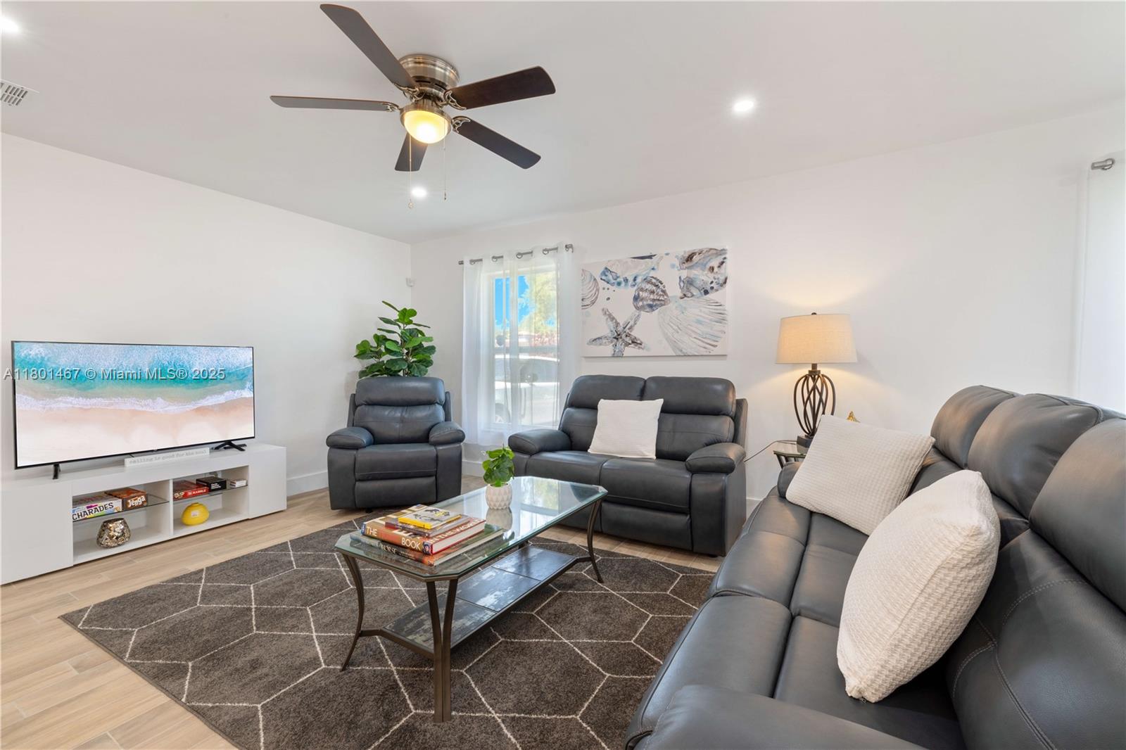 HILLBROOK - Residential