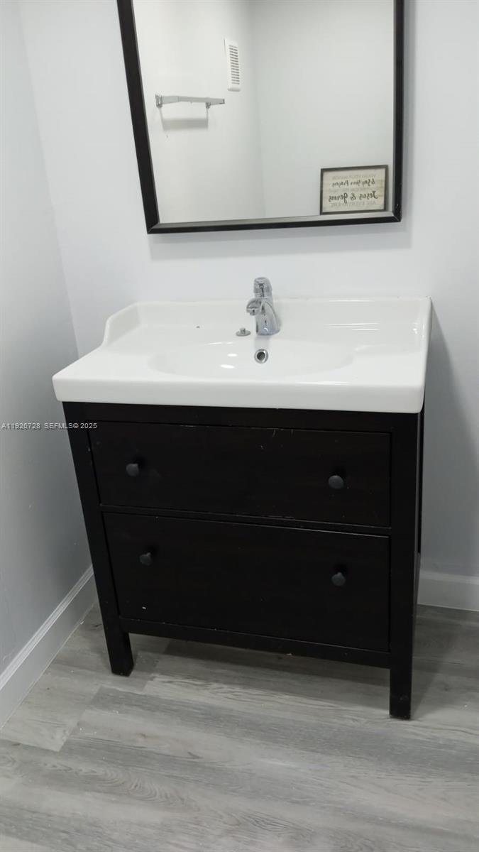 THE BEACH CLUB FONTAINEBL - Residential Lease