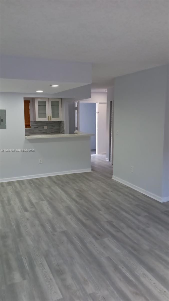 THE BEACH CLUB FONTAINEBL - Residential Lease