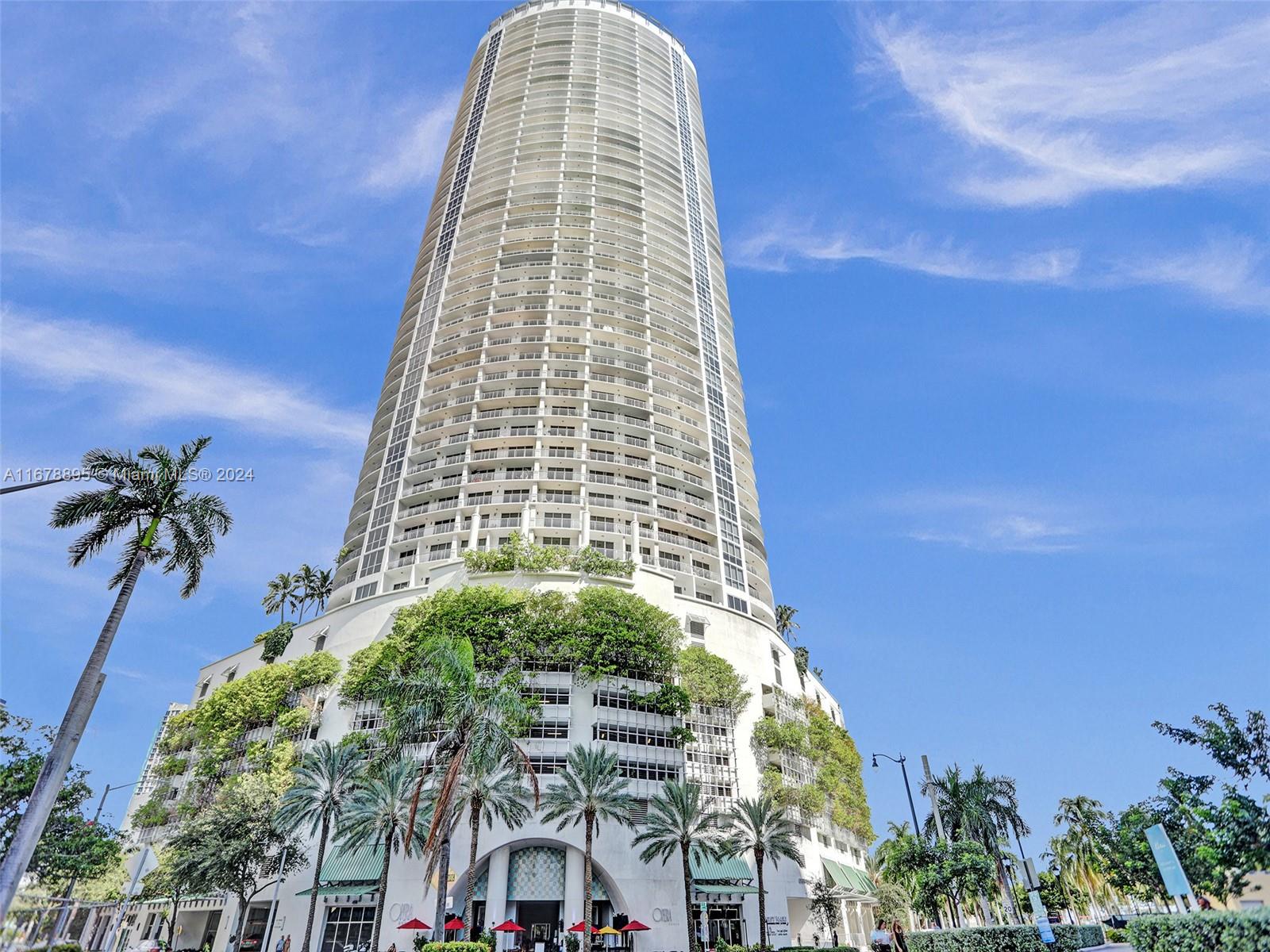 Property for Sale at 1750 N Bayshore Dr Ph5412, Miami, Broward County, Florida - Bedrooms: 1 
Bathrooms: 1  - $460,000