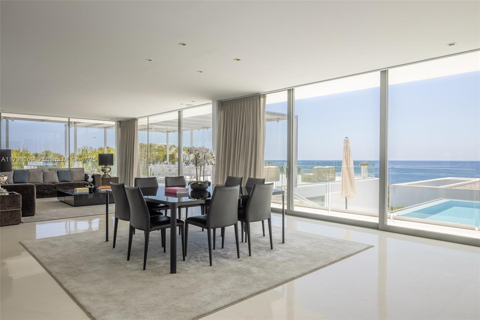 Villa La Cinq - Residential