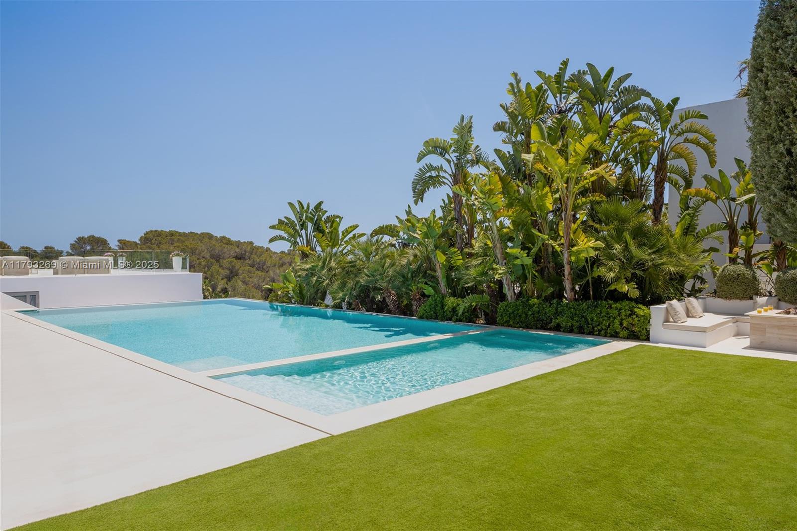 Villa La Cinq - Residential