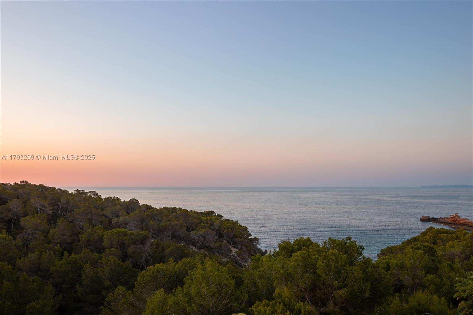 Villa La Cinq - Residential