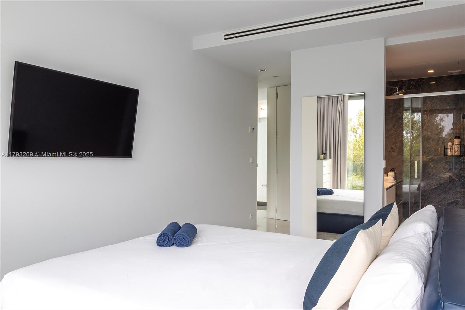 Villa La Cinq - Residential