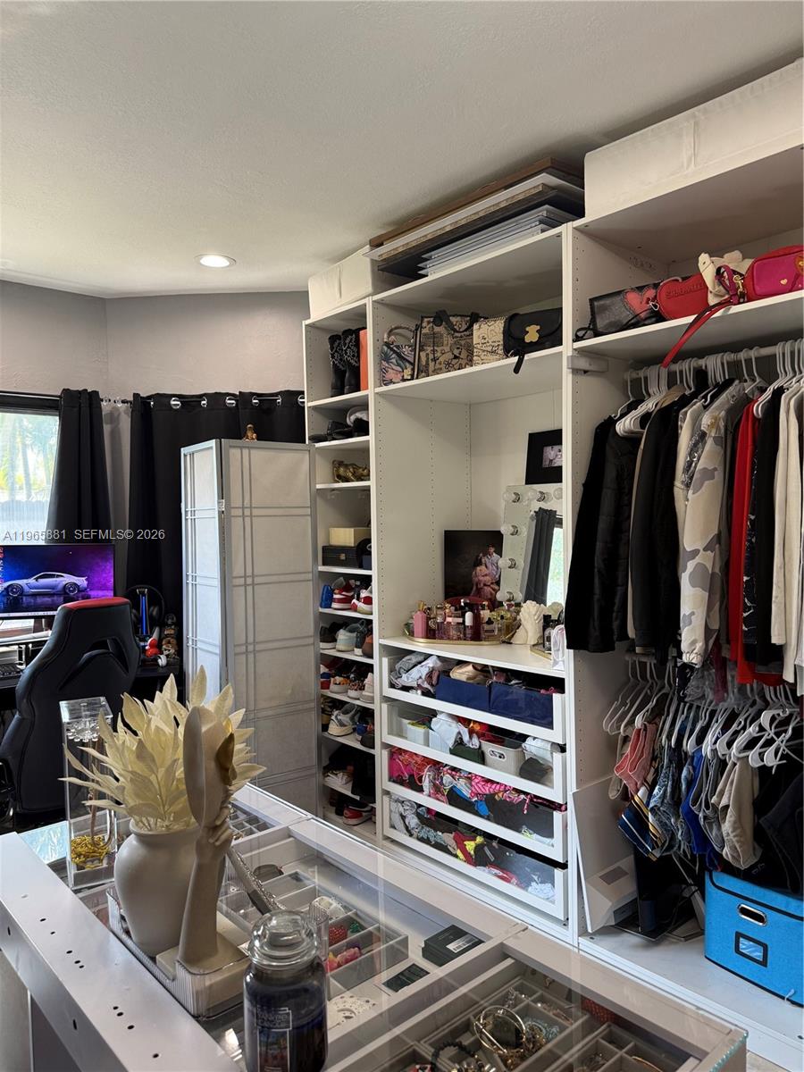 DEWEY GUAY ESTATES - Residential