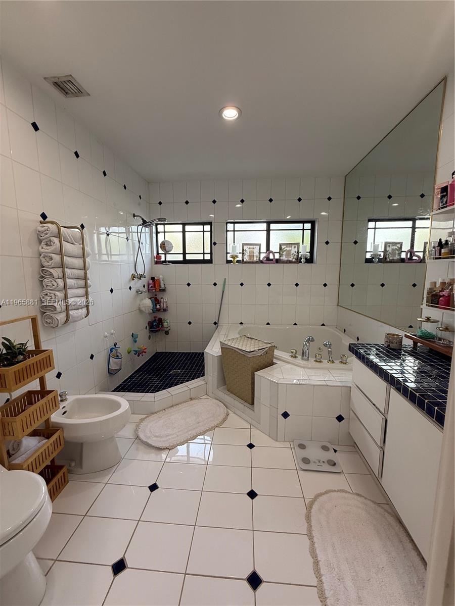 DEWEY GUAY ESTATES - Residential