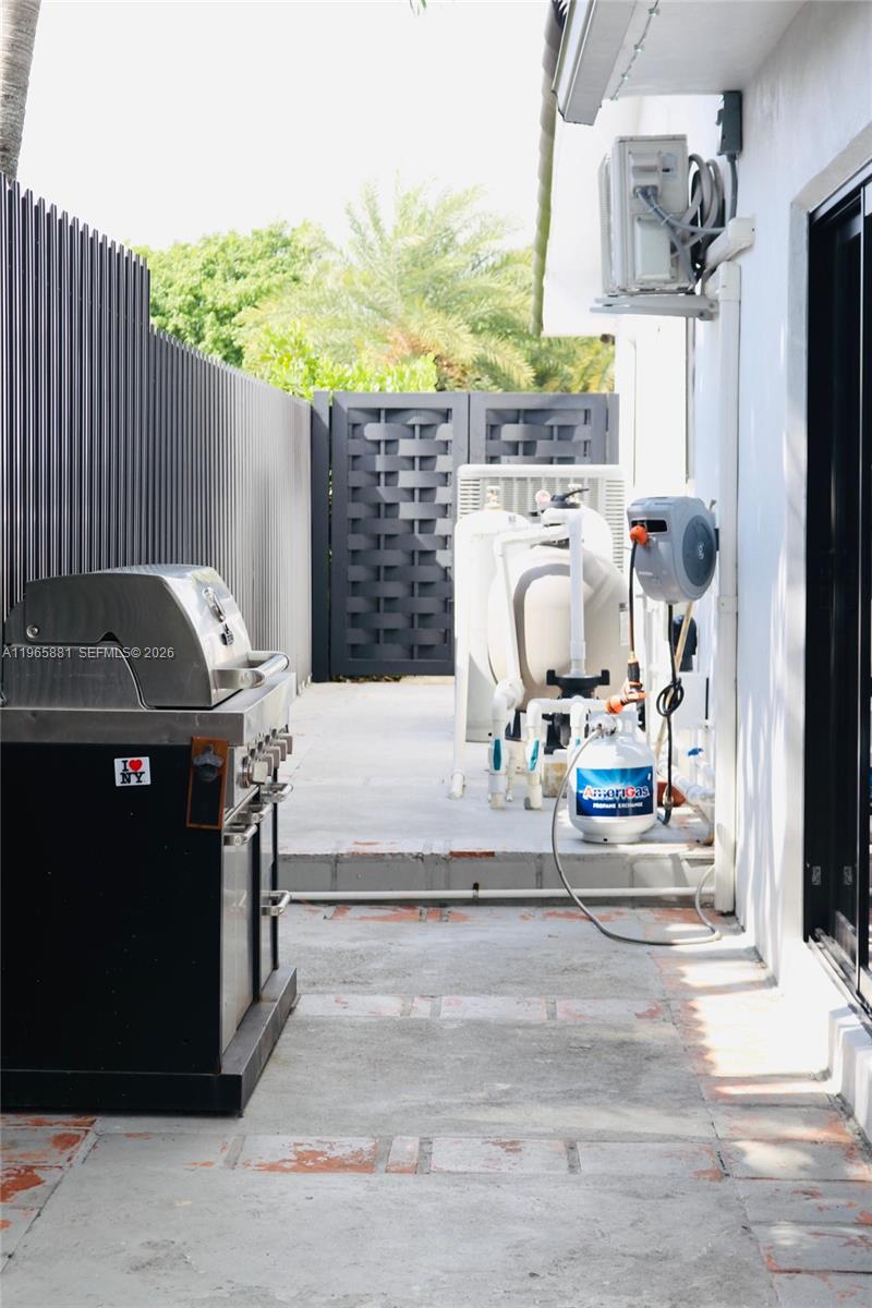 DEWEY GUAY ESTATES - Residential