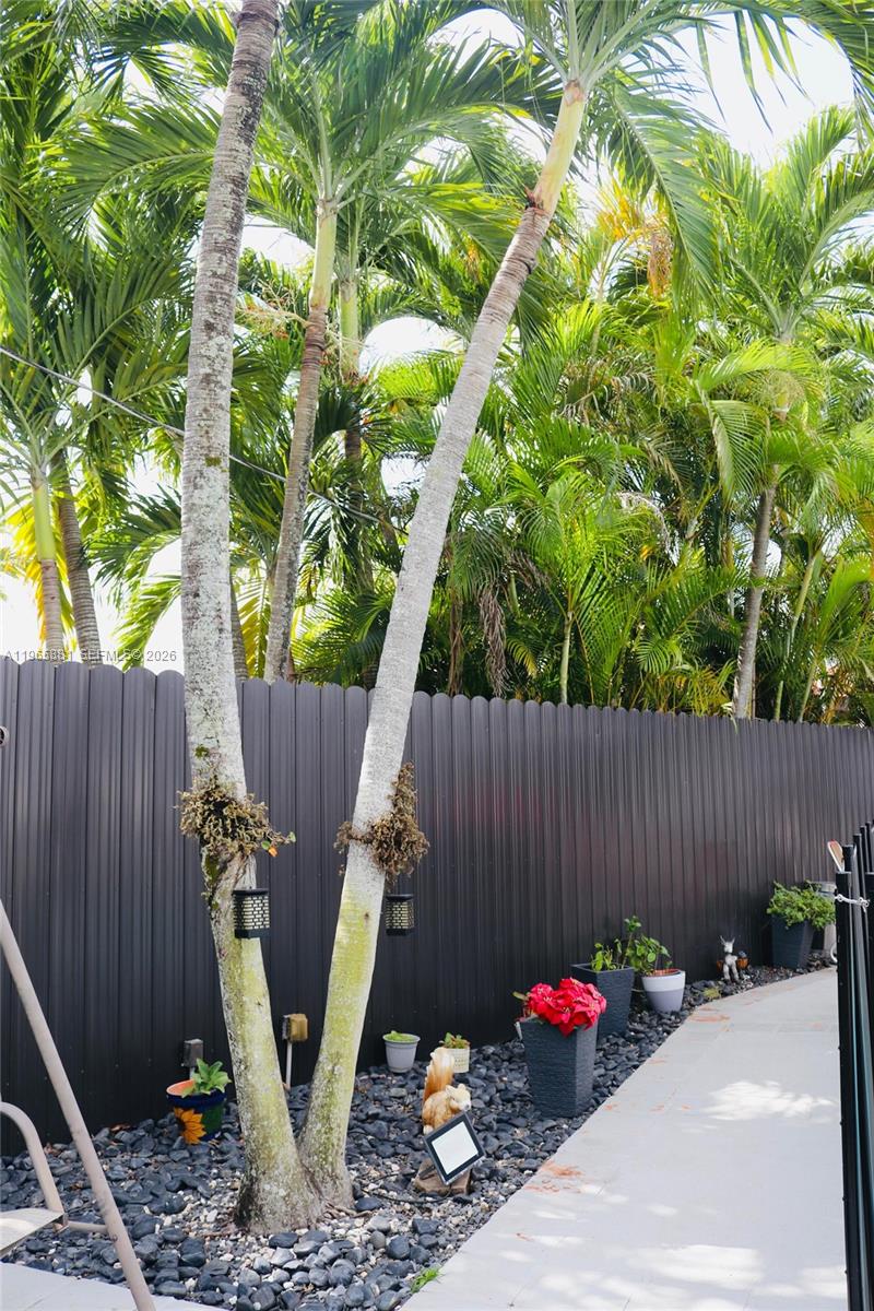 DEWEY GUAY ESTATES - Residential