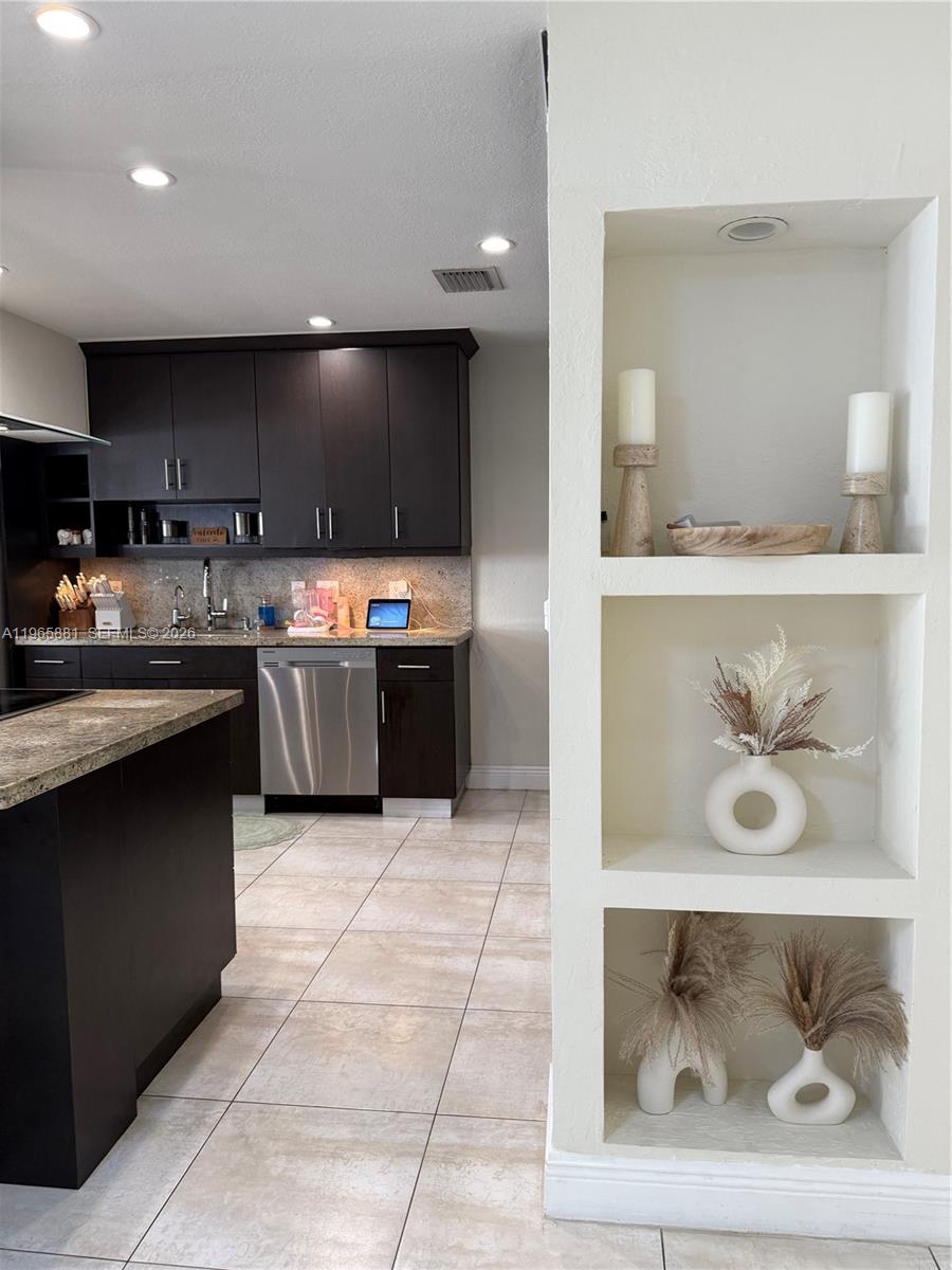 DEWEY GUAY ESTATES - Residential