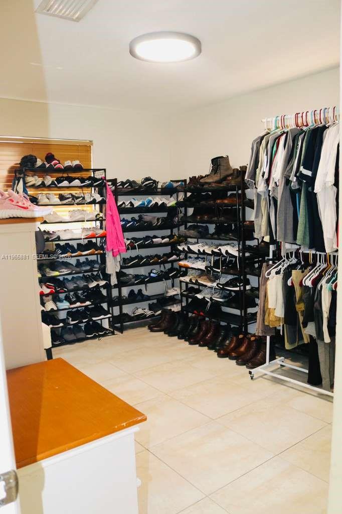 DEWEY GUAY ESTATES - Residential