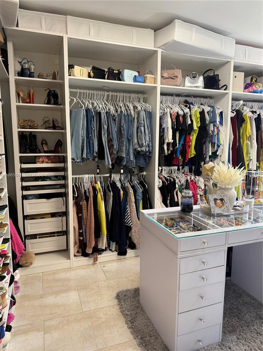 DEWEY GUAY ESTATES - Residential