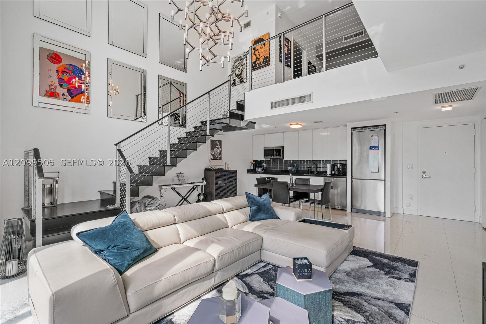 92 SW 3rd St 708