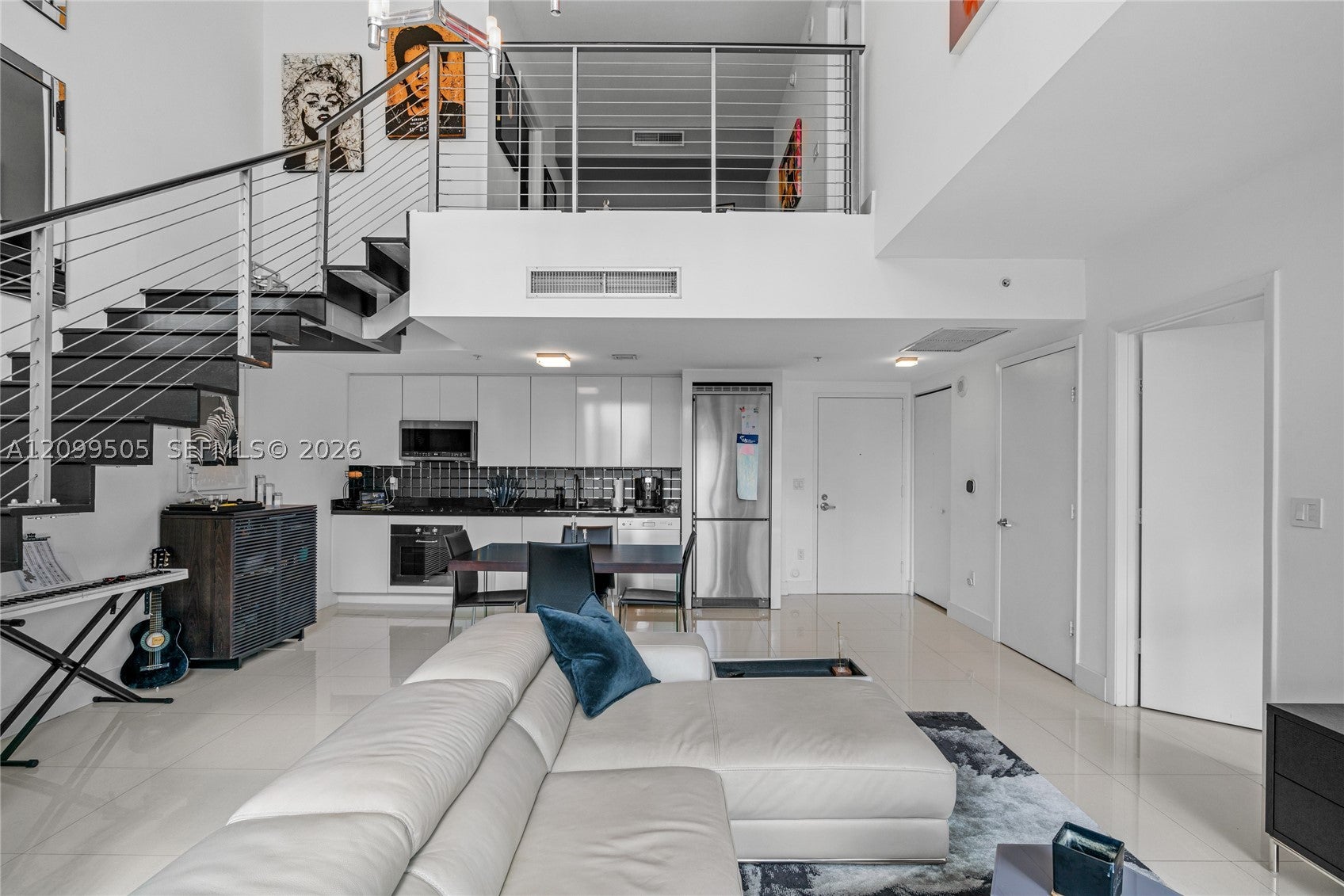 92 SW 3rd St 708