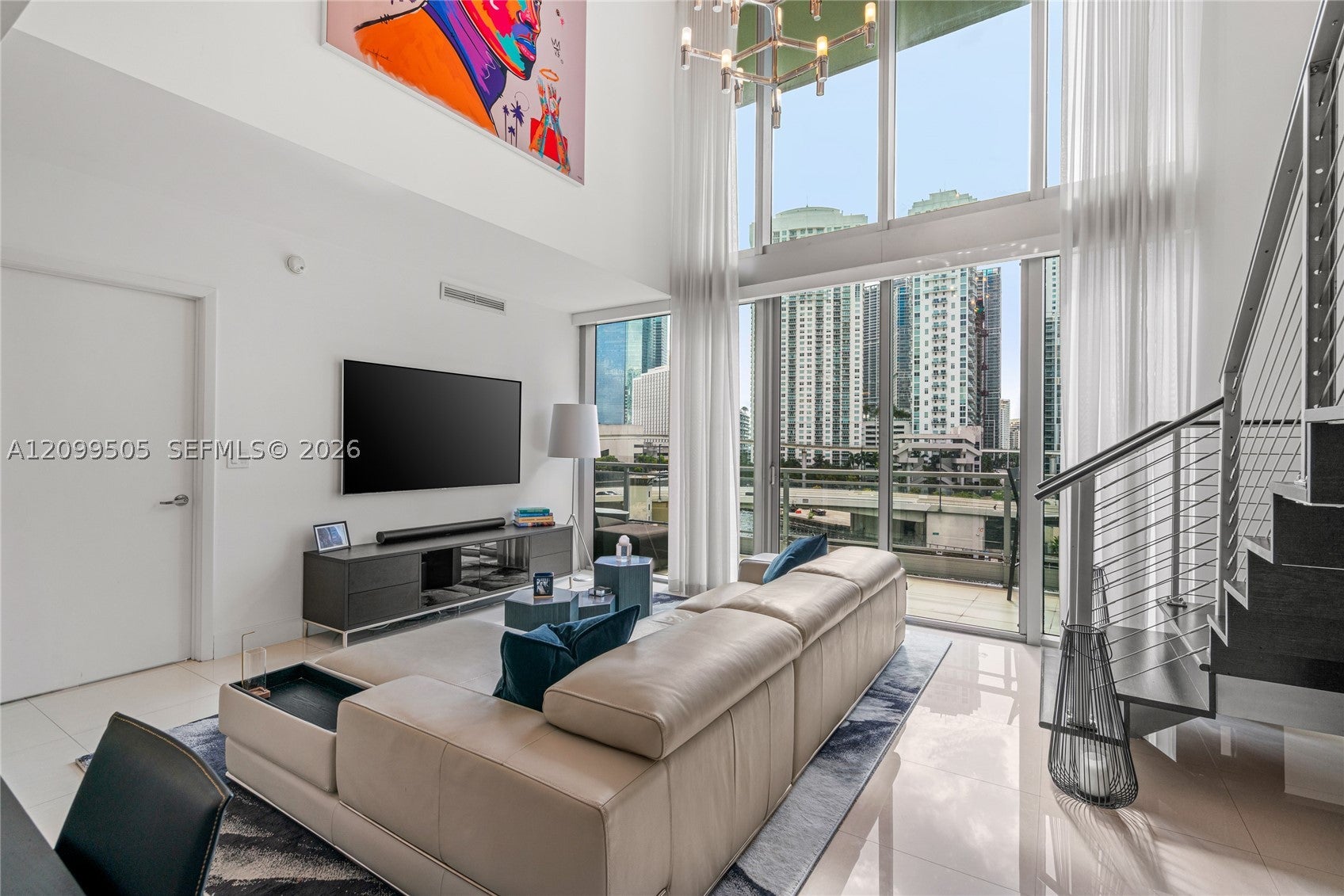 92 SW 3rd St 708