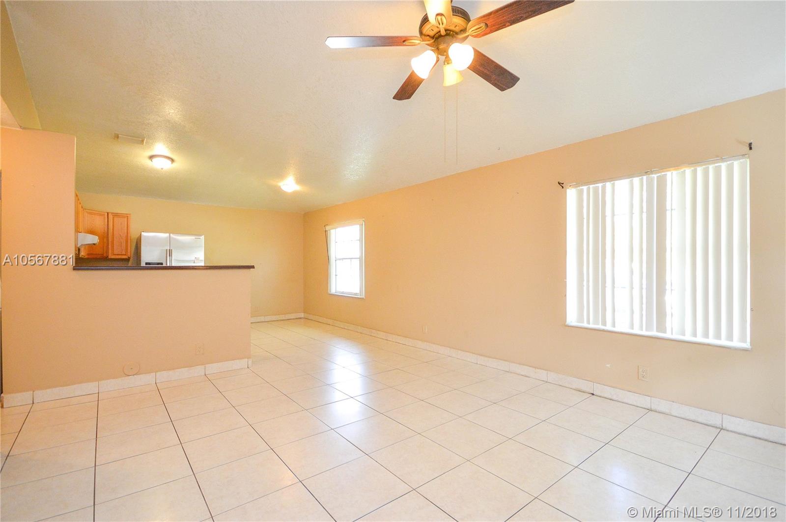 HOLLYWOOD LITTLE RANCHES - Residential Lease